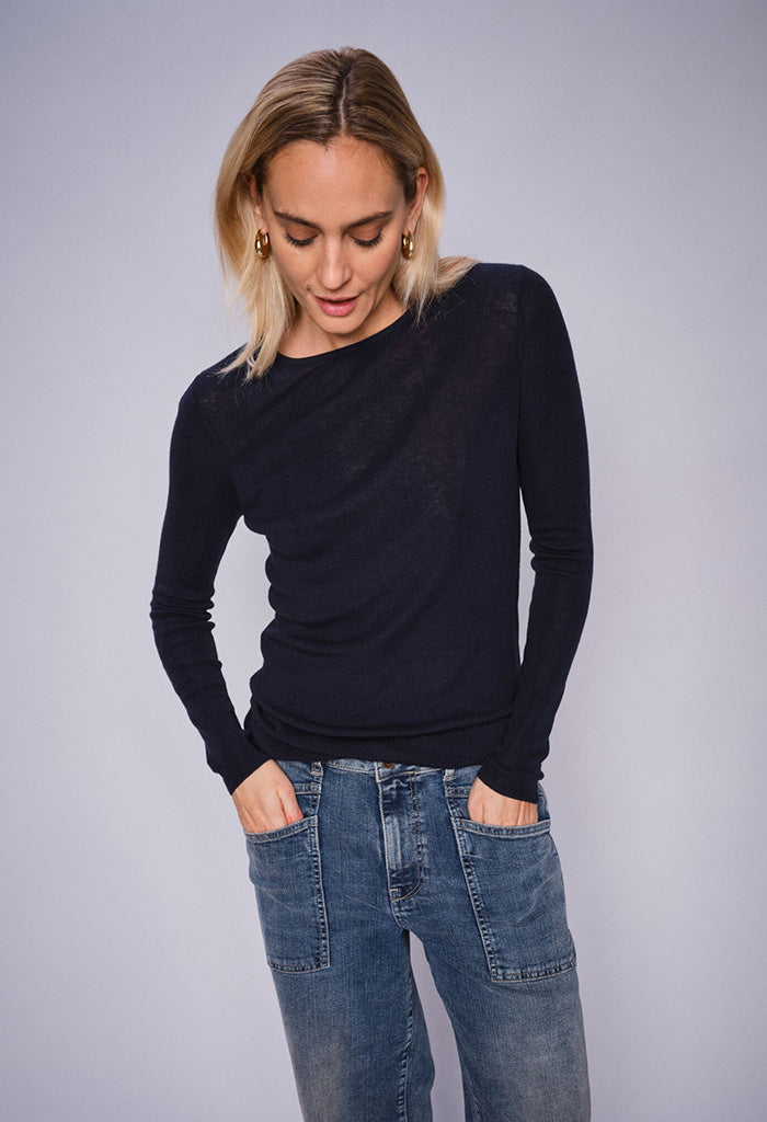 Bouch O-Neck Knit - Salute Navy
