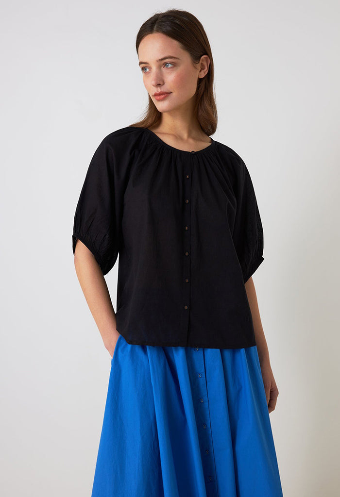 Cool Plainy Blouse - Black