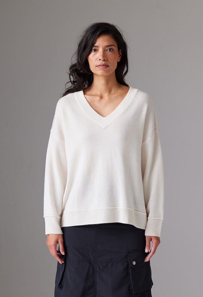 Pomelo Chunky V-Neck - Organic White