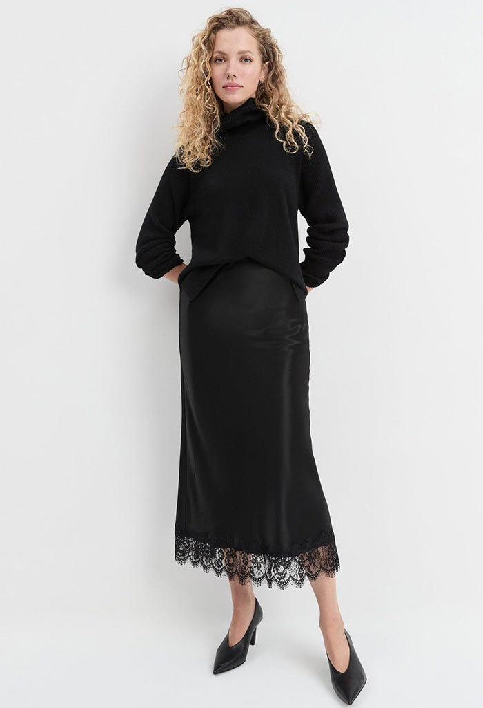The Lacy Favorite Skirt - Black