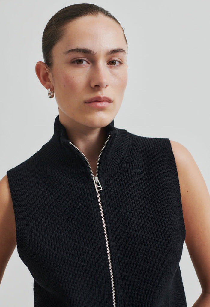 Yora Knit Zip Vest - Black