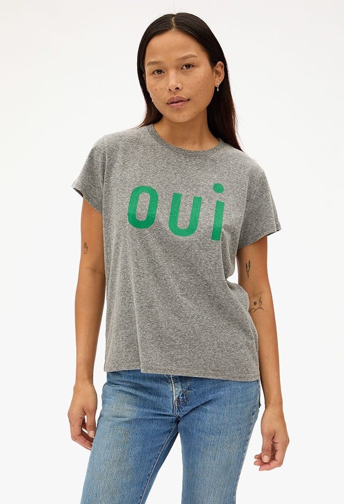 'Oui' Classic T-Shirt